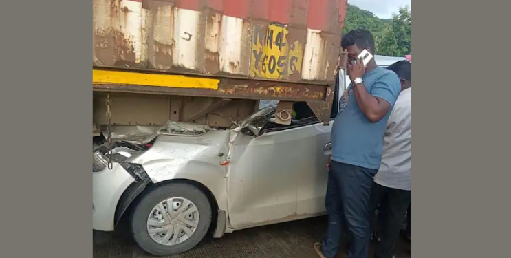 मुंबई-गोवा महामार्गावर भीषण अपघात; तरुणीचा जागीच मृत्यू