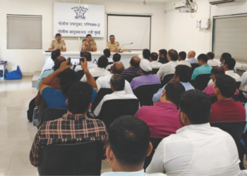 पोलिसांकडून मंडळांना मार्गदर्शन
