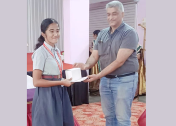 विद्यार्थ्यांनी मांडला भविष्याचा लेखाजोखा