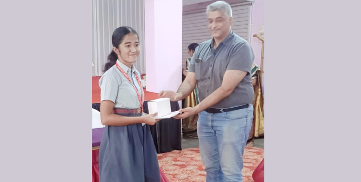 विद्यार्थ्यांनी मांडला भविष्याचा लेखाजोखा