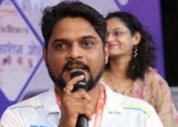 शंभर टक्के नोकरीची लेखी हमी द्या: विक्रांत वार्डे