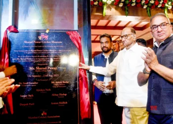 वानखेडेवर शरद पवार संग्रहालयाचे उद्घाटन