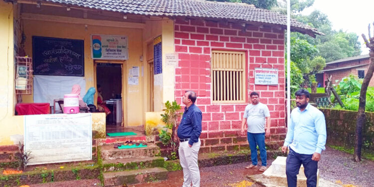 जानवळे ग्रामपंचायत धोकादायक