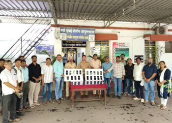 चोरलेले मोबाईल मूळ मालकांना परत