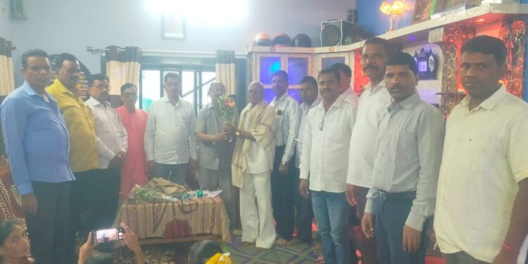 शेकाप चणेरा विभागाची आढावा बैठक