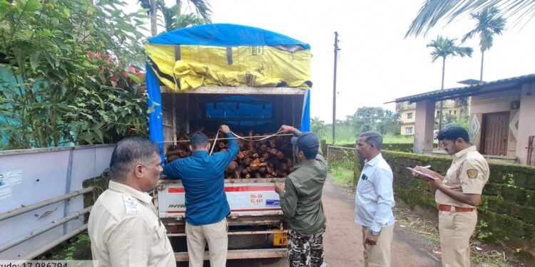 खैराची तस्करी करणारी टोळी गजाआड