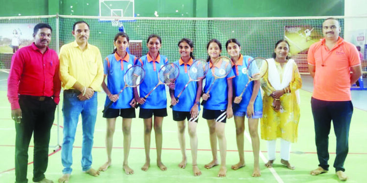 बॉल बॅडमिंटन स्पर्धेत पोफळी प्रशालेचे यश