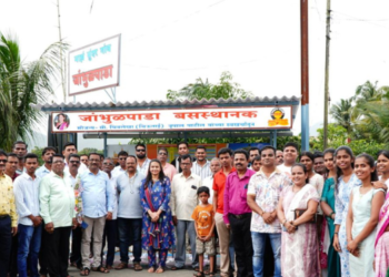 जांभुळपाडा येथील बसस्थानकाचे चित्रलेखा पाटील यांच्या हस्ते उद्घाटन