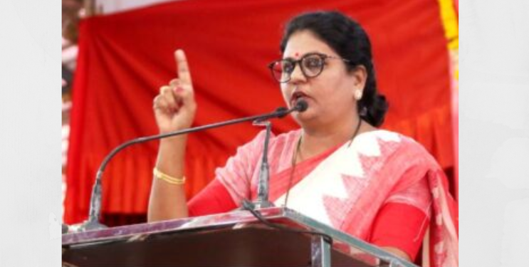 मानसी म्हात्रे धावल्या अपघातग्रस्तांच्या मदतीला