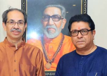 उद्धव ठाकरे पुन्हा शिवतिर्थावर…