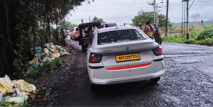 कोलाड रेल्वे फाटकाजवळ उड्डाणपूलाची आवश्यकता