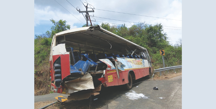 मृतांच्या नातेवाईकांना आर्थिक मदत देण्यास एसटी प्रशासनाकडून टाळाटाळ