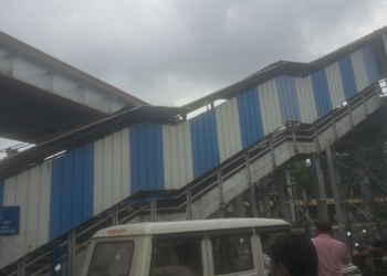 कर्जत स्थानकात नवीन पूल