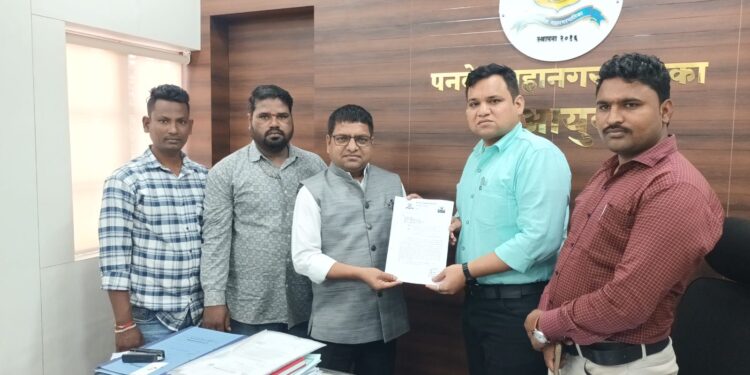 घंटागाडी कामगारांना सुट्ट्यांचा मोबदला!