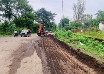 अलिबाग-वडखळ रस्ता वादाच्या भोवऱ्यात