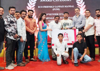 काकरतळे तरुणांचा ‌‘आदर्श’ देखावा