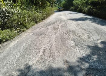 कोलाड-विले मार्गावर चालकांची कसरत