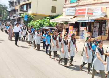 विद्यार्थ्यांचा जंक फूड विरोधी नारा