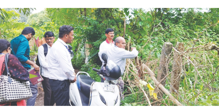 चिरनेरला विभागीय सहसंचालकांची शेतभेट