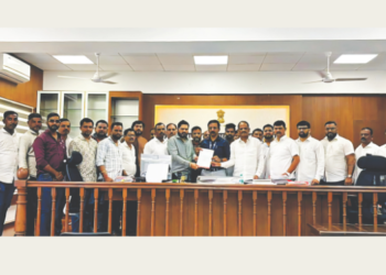 भातशेती नुकसानीसाठी शिवसेना आक्रमक