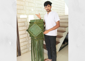 नारळाच्या झावळ्यांपासून आकाश कंदील