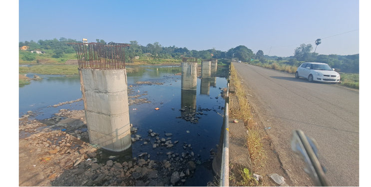 नेरळ-कळंब राज्य मार्गावर नवीन पुलाची उभारणी