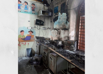 मतिमंद मुलांच्या शाळेला आग