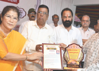 कर्तृत्ववान व्यक्तींचा सन्मान