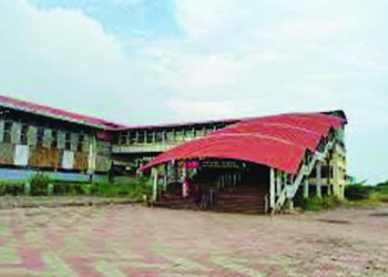 न्हावा-शेवा रेल्वे स्थानकाला सरकते जिन्याची प्रतीक्षा