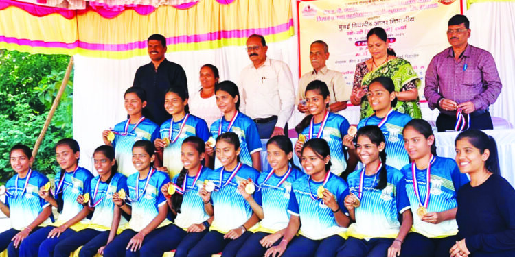 पालीवाला महाविद्यालयात खो-खोचा थरार