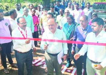 वाशी हवेली ग्रामपंचायतीला संत गाडगे महाराज समितीची भेट