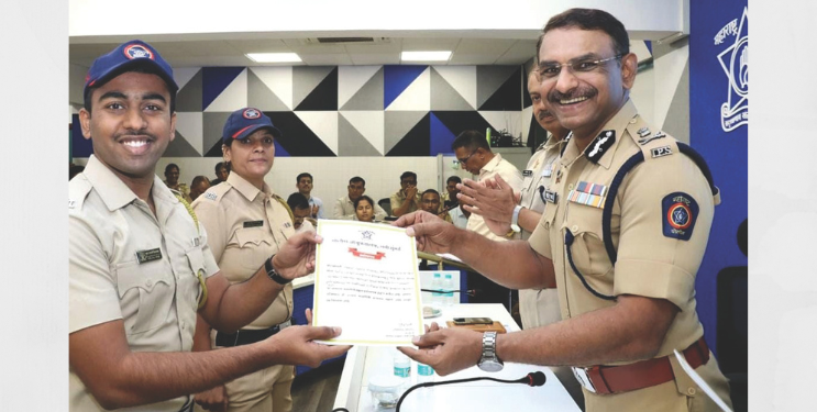 तुषार सिनलकर यांचा गौरव