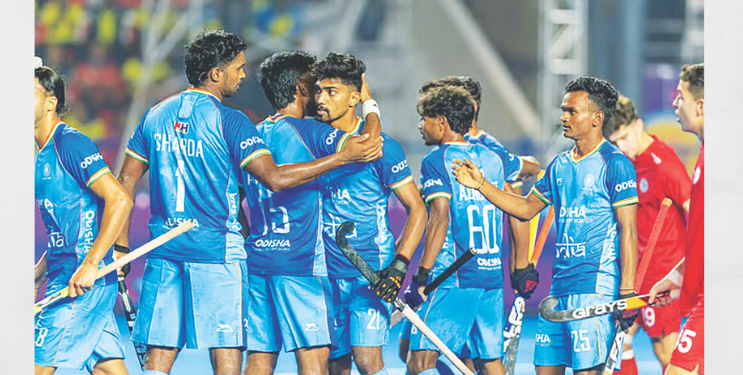 भारताचा कॅनडावर दणदणीत विजय