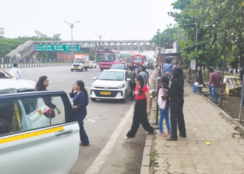 कळंबोली मॅकडोनाल्ड थांबा हलला