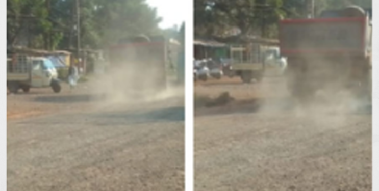 महामार्गाचे काम रखडल्याने धुळीचे साम्राज्य