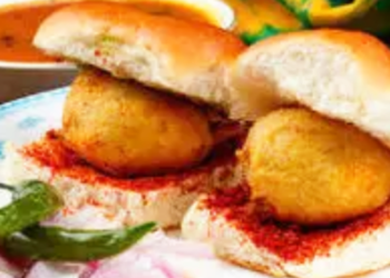 विद्यार्थ्यांना वडापावमधून विषबाधा