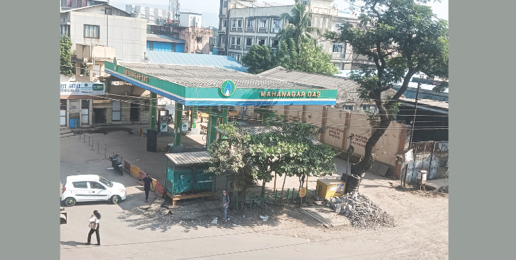 सायन-पनवेल महामार्गावर सीएनजीचा तुटवडा