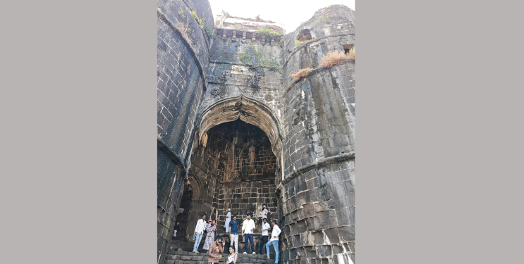 जंजिरा किल्ला तब्बल नऊ दिवसांनी पर्यटकांसाठी खुला