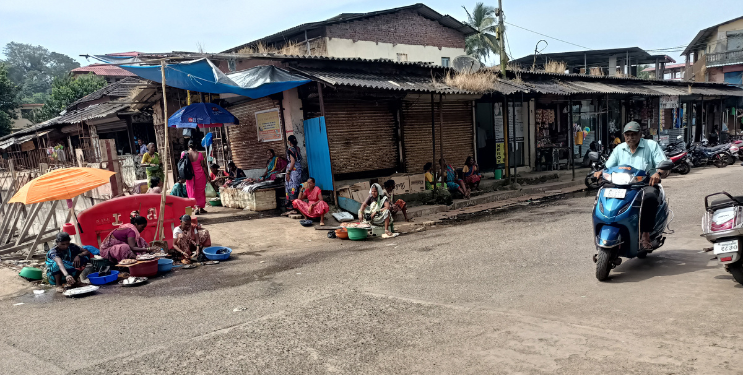 तळा बाजारपेठेत शुकशुकाट
