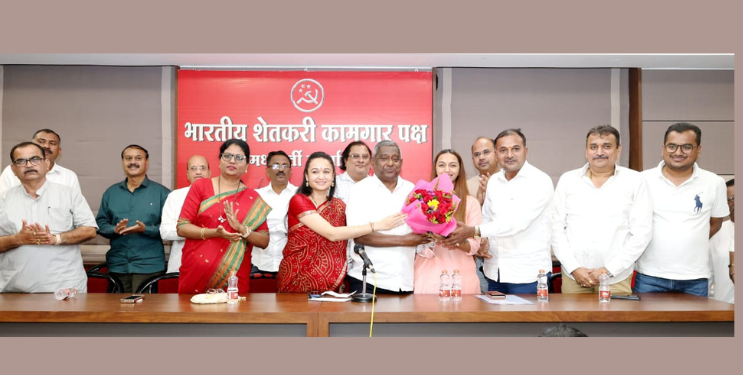 आमचं ठरलं… अक्षया नाईक नगराध्यक्षपदाच्या उमेदवार