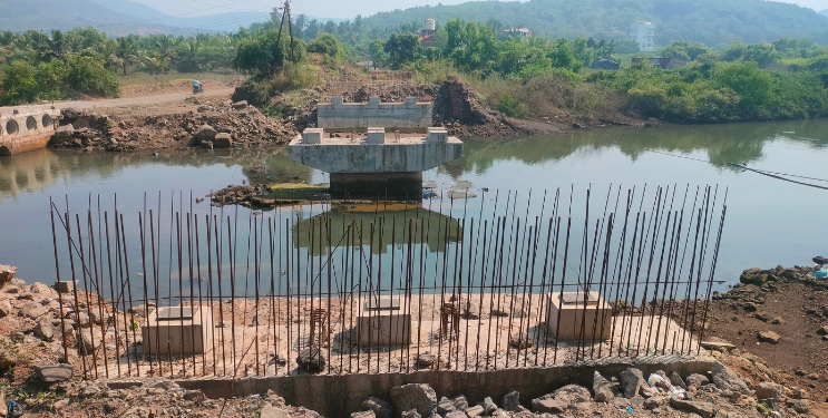 दिवेआगर-भरडखोल मार्गावरील पूल रखडला