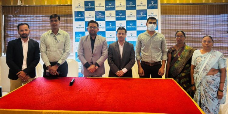 आईने वाचवला मुलाचा जीव