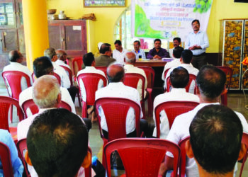 चौलमध्ये नारळ उत्पादकांना मार्गदर्शन