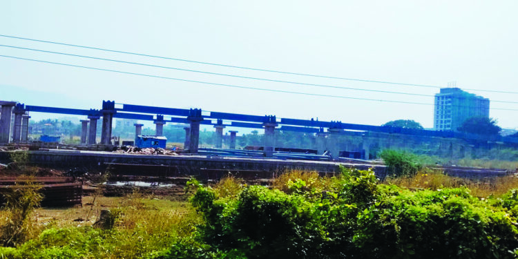 मध्य रेल्वेवरील दहा रेल्वे फाटके बंद होणार