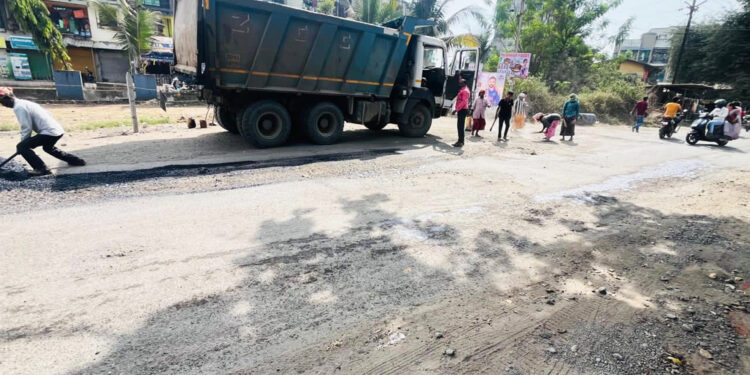 पनवेल-वावंजे रस्त्याची दुरवस्था