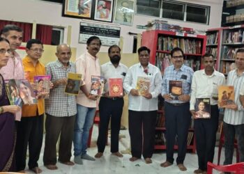 दिवाळी अंकाचे उद्घाटन उत्साहात