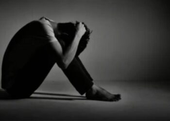 गुंगीचे औषध पाजून महिलेचा तरुणावर अत्याचार