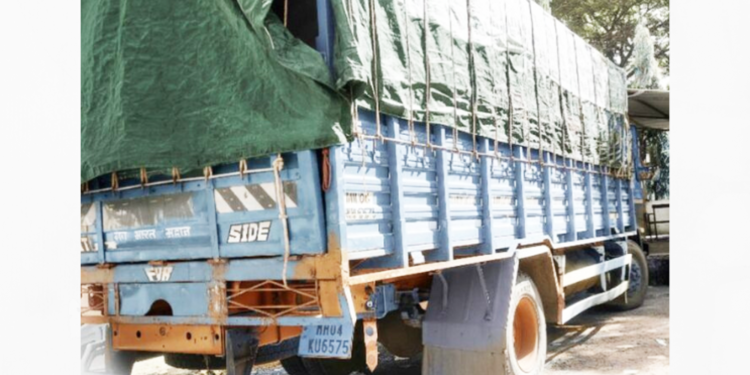 शहापुरात शेकडो क्विंटल धान्याचा साठा जप्त