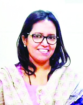 मुंबई अदानी, लोढा, कंभोजची आहे का?