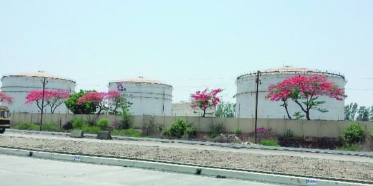 इंडियन ऑईलने थकविले 547 कोटी